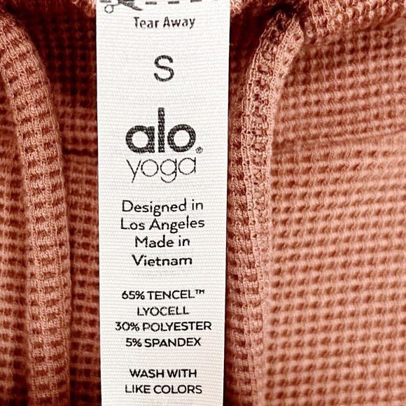 ALO | Like New Mauve Pink Micro Waffle Fireside Yoga Joggers, Small - Picture 9 of 9